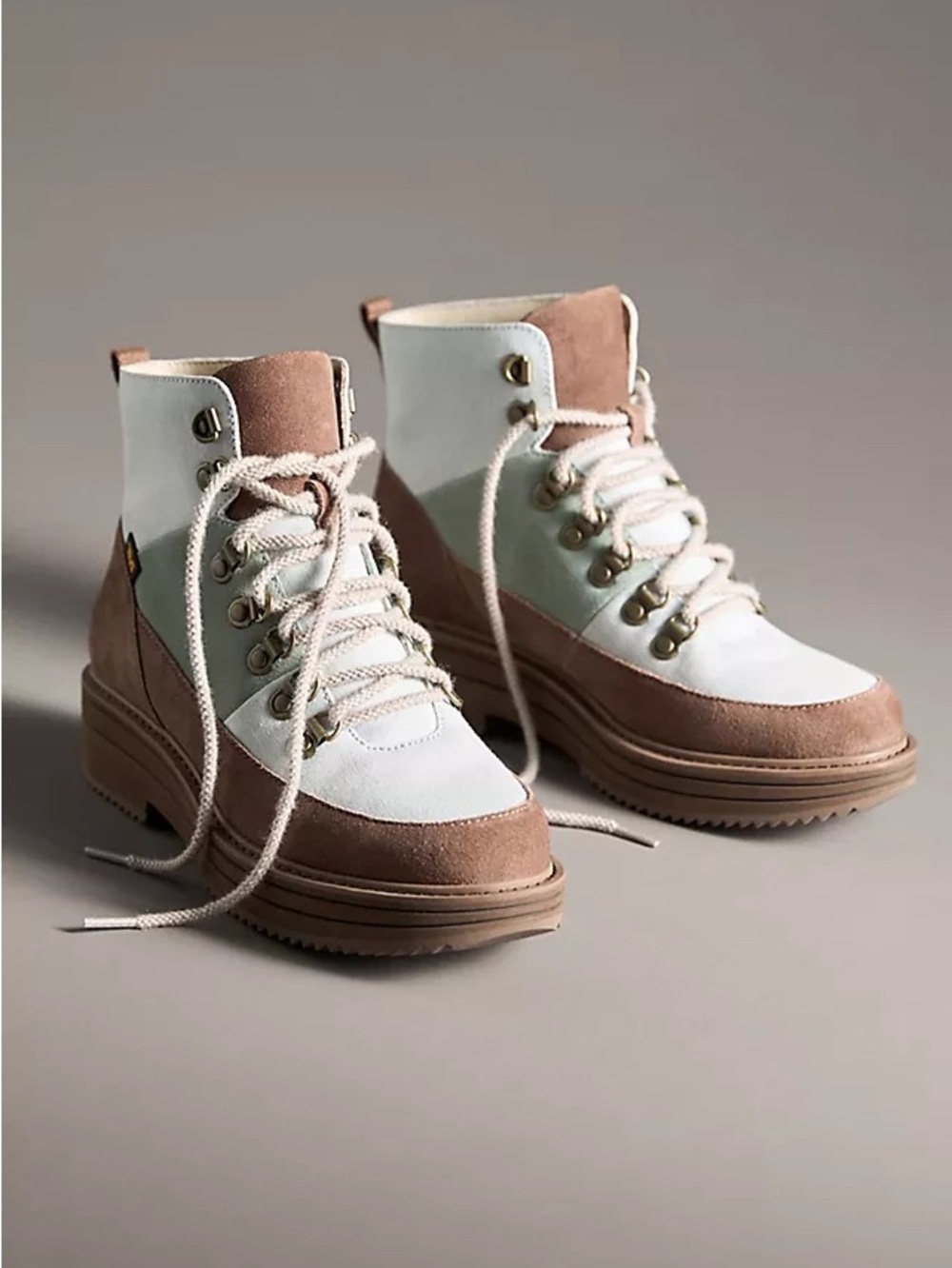Teva Midform Patchwork Boots SZ 10